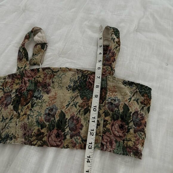 Dolls Kill Sugar Thrillz Women’s Small Two Piece Floral Crop Top and Skirt Set - Picture 8 of 10